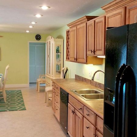 Villa Emerald Coast- Private Villa كيب كورال المظهر الخارجي الصورة